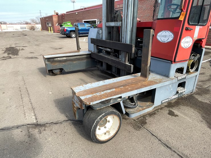 #121-•-combilift-19,000-lbs.-forklift-image-9