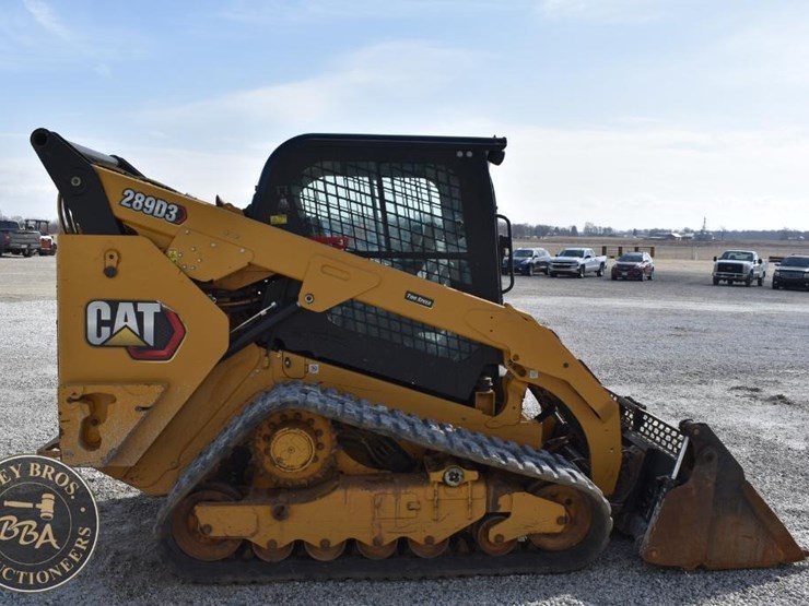 2023-caterpillar-289d3-image-15