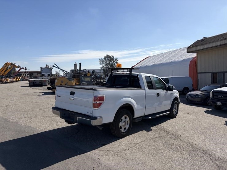 2011-ford-f150-image-3