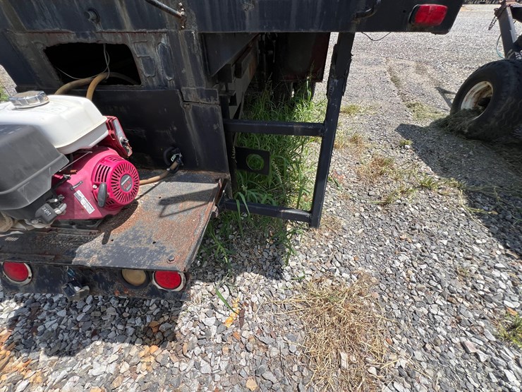 1996-international-a-image-44