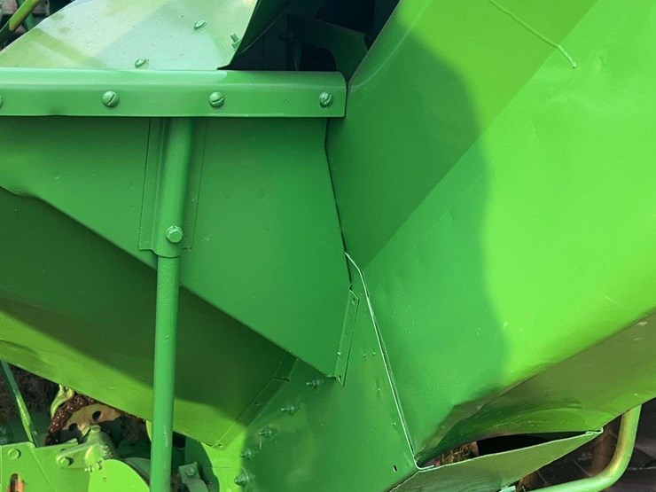 john-deere-227-image-48