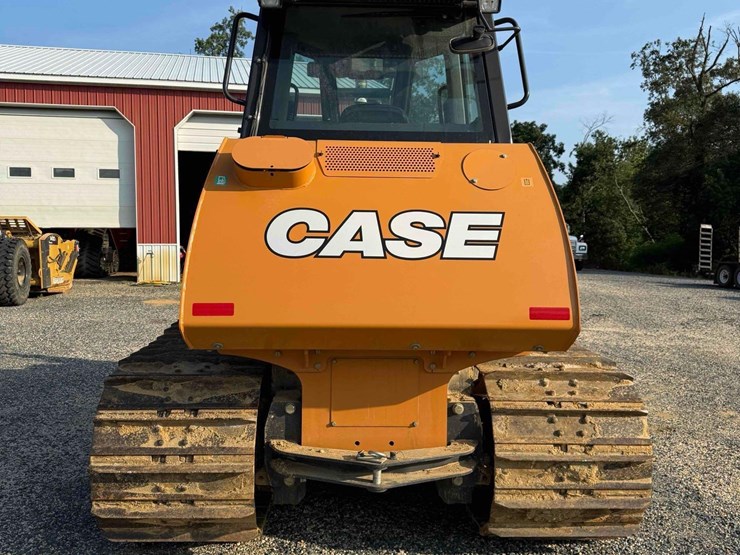 2021-case-850m-image-3