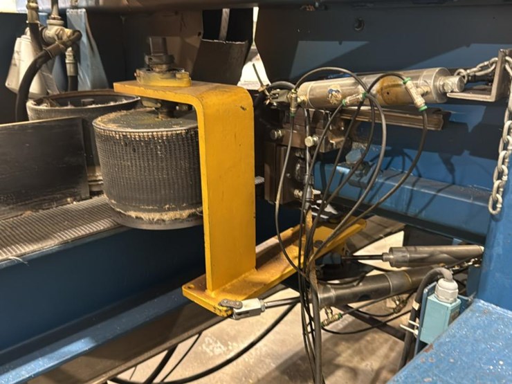 #135-•-2007-baker-double-head-resaw-image-21