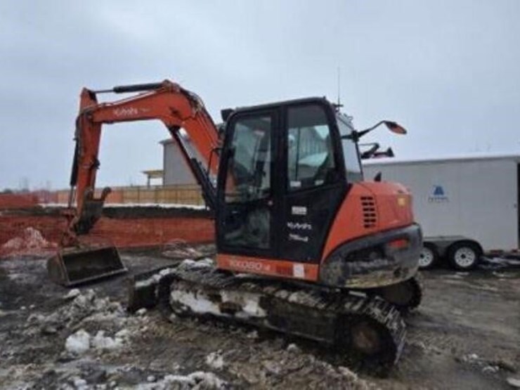 2021-kubota-kx080-4-image-8