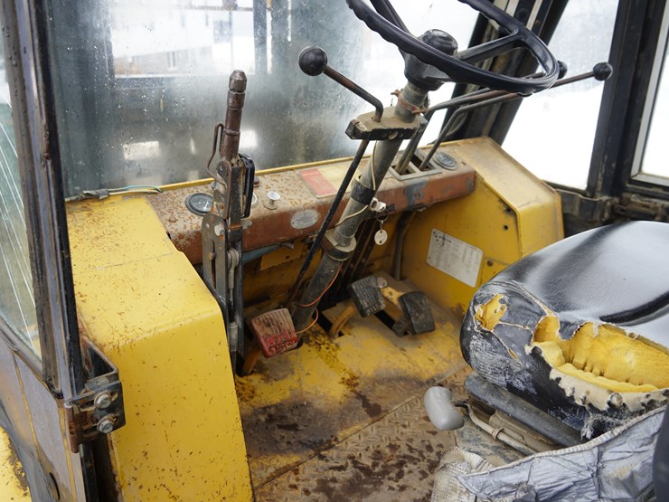 #106-•-hyster-135-forklift-image-11