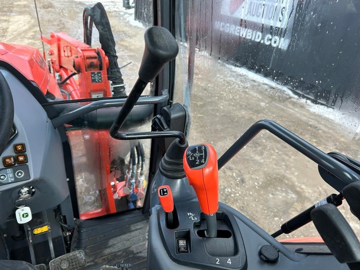 2019-kubota-m6s-111-image-22