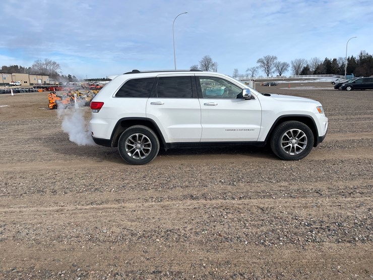 2015-jeep-grand-cherokee-image-5