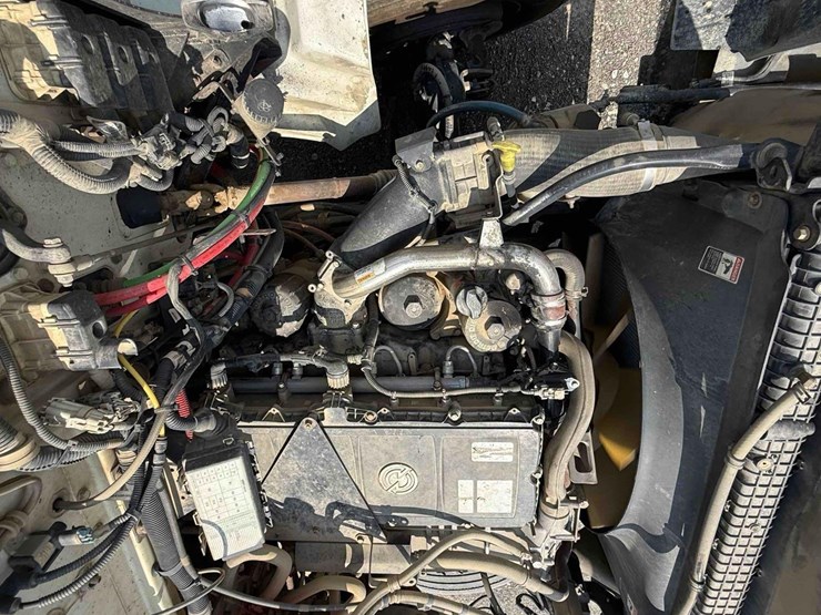 2013-western-star-4700-image-8