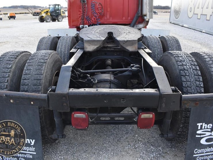 1993-international-8200-image-23