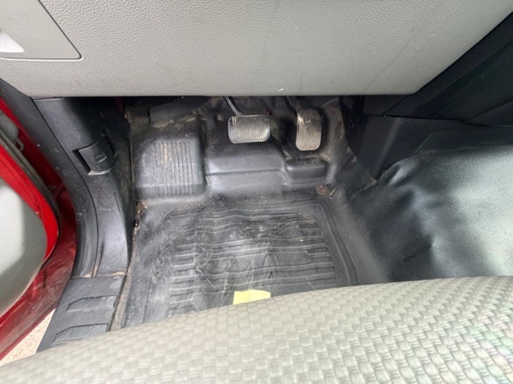 2016-ford-f150-xl-image-36