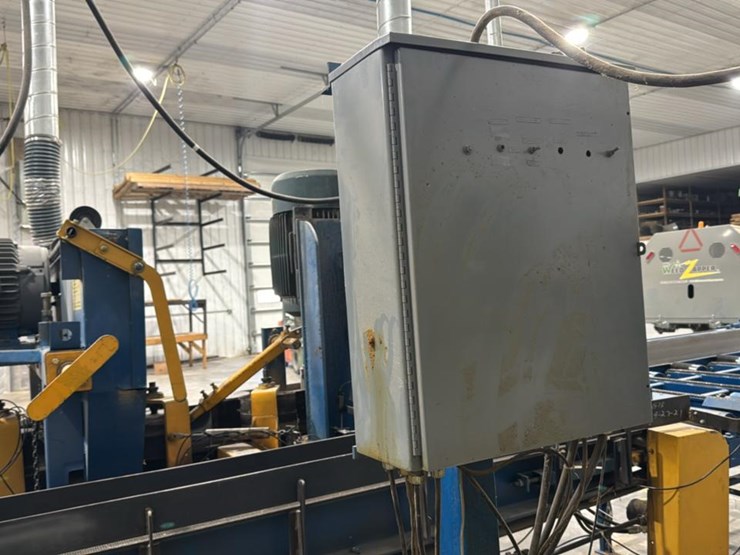 #135-•-2007-baker-double-head-resaw-image-7