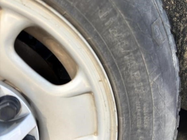 2017-chevrolet-2500-image-30