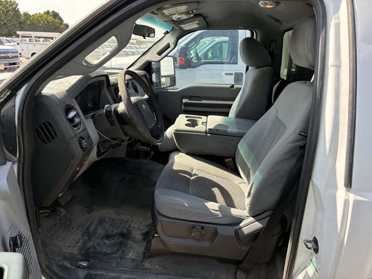 2013-ford-f250-sd-image-10