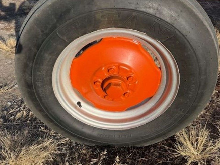 1958-allis-chalmers-d17-image-21