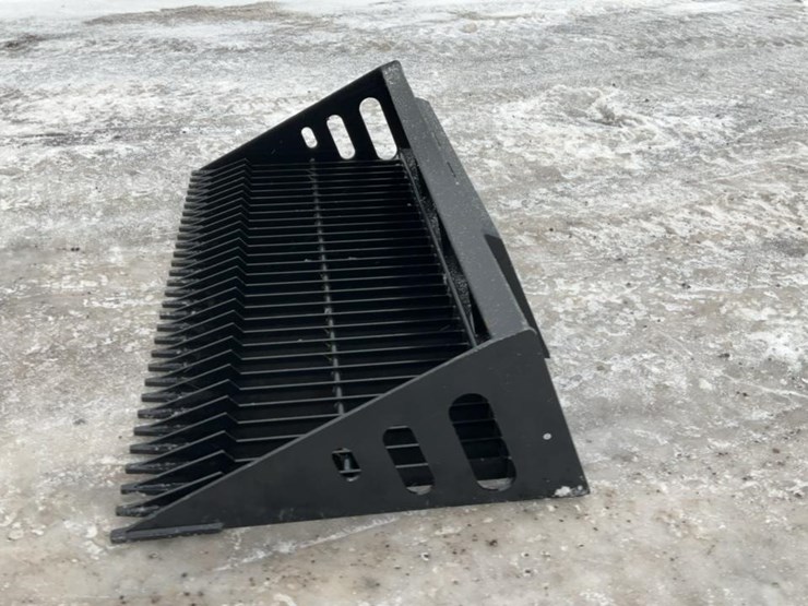 #969-•-unused-wolverine-sb84-sliding-loader-sieve-shovel*-image-4