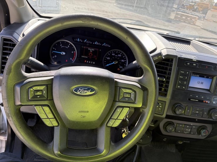 2020-ford-f550-image-13