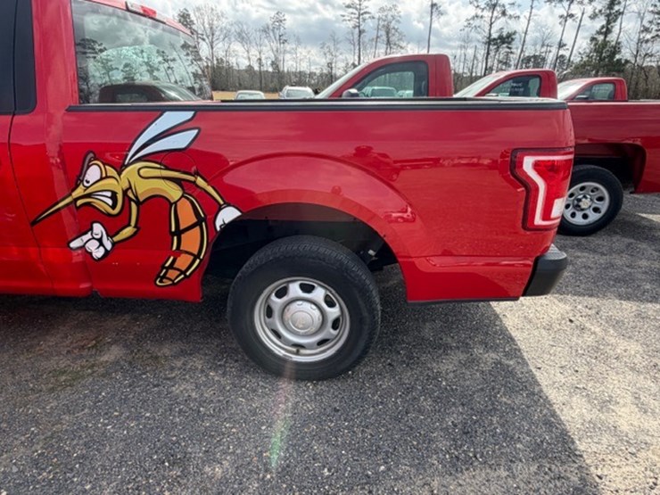 2016-ford-f150-xl-image-5