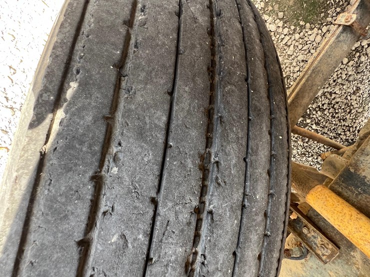 1996-international-a-image-11