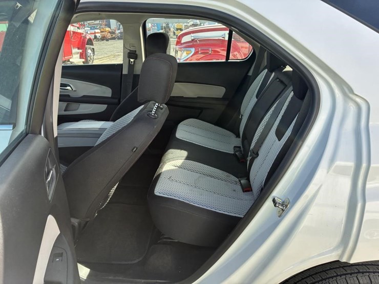 2014-chevrolet-equinox-image-11