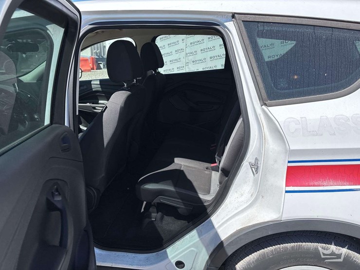 2014-ford-escape-image-17