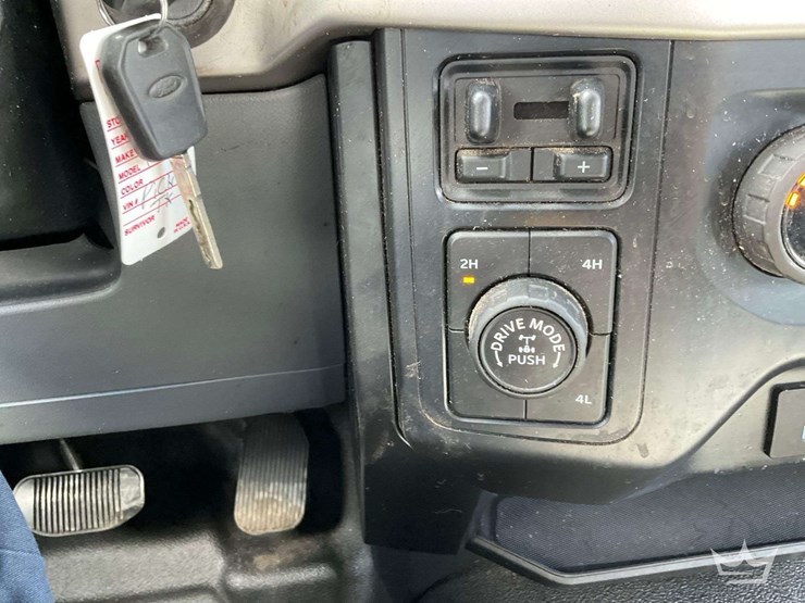 2021-ford-f150-image-18