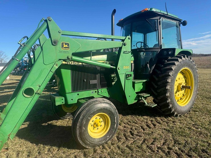 1992-john-deere-3055-image-18