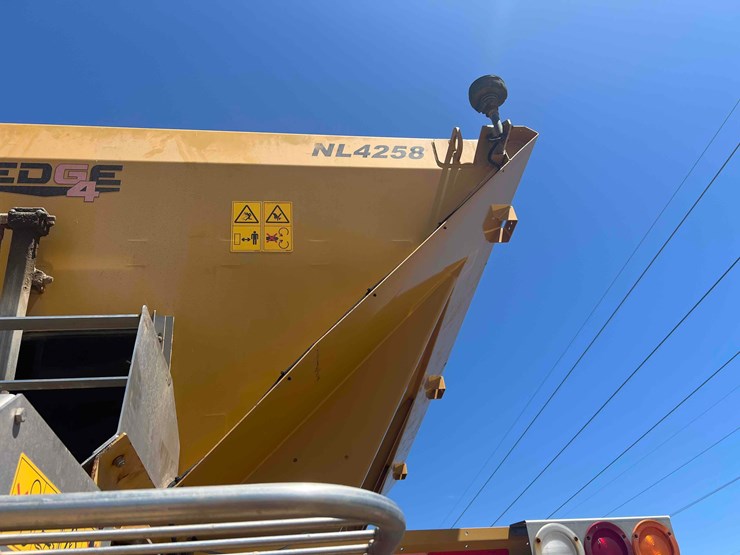 2018-ag-chem-rg1100c-image-36