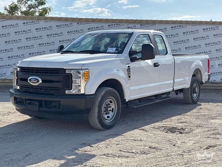 2017-ford-f250-image-1