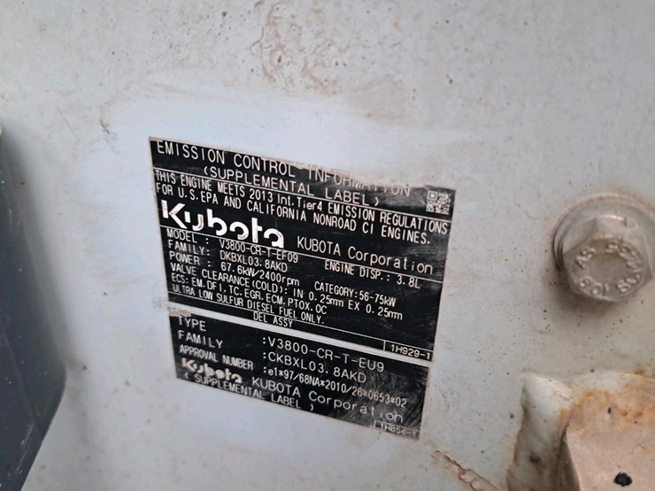 2014-takeuchi-tl10-image-16