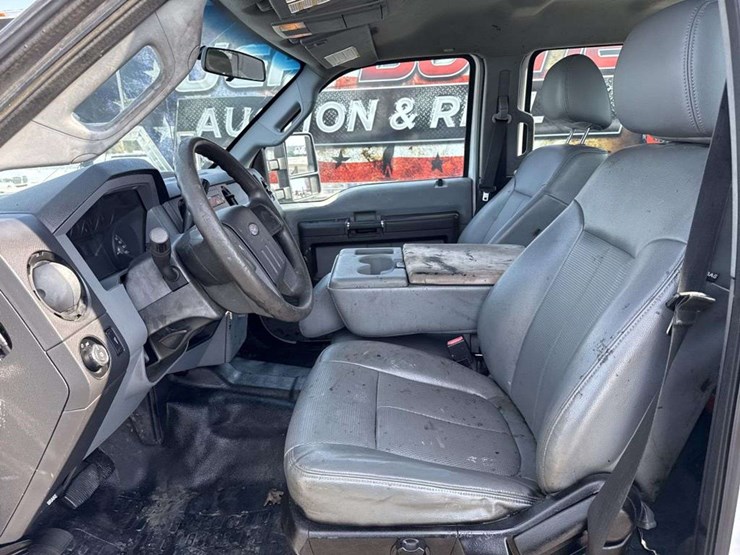 2014-ford-f550-image-10