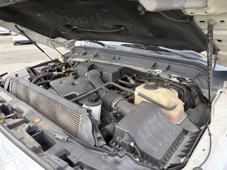 2011-ford-f350-image-6