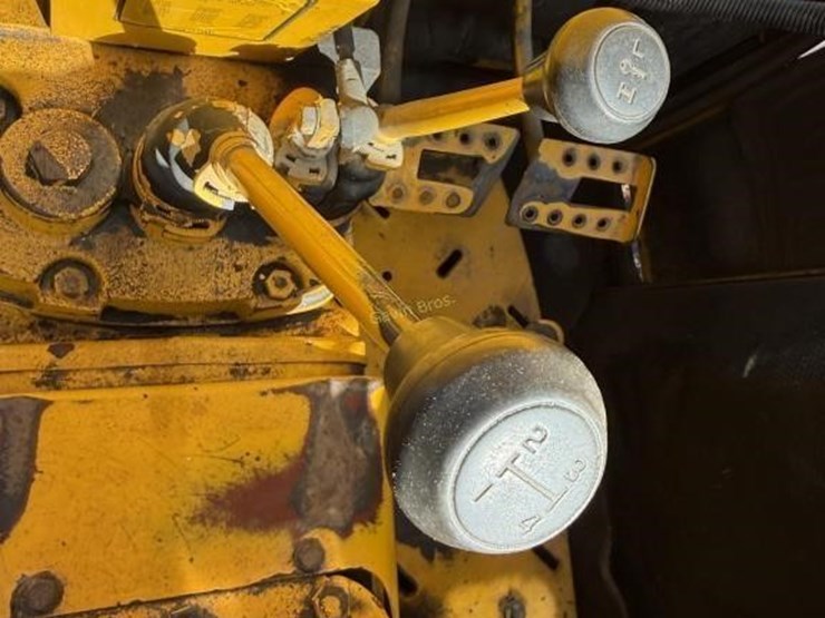 massey-ferguson-253-image-11