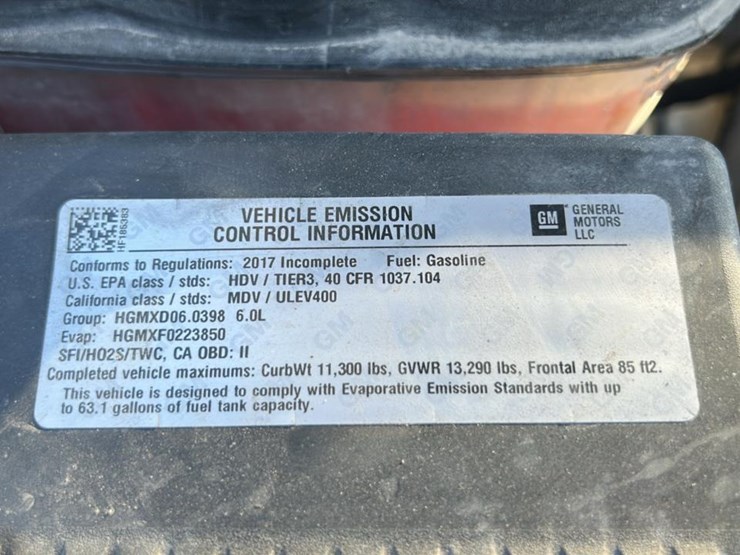 2017-chevrolet-silverado-3500hd-image-45