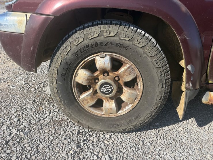 1999-nissan-pathfinder-le-image-8