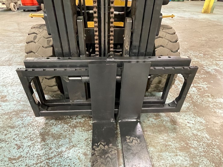 2012-caterpillar-p10000-image-12