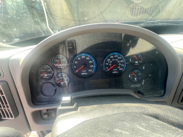 #30907-•-2008-international-durastar-4300m7-24'-single-axle-image-20