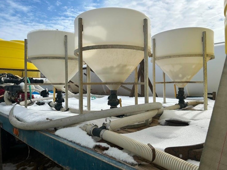 1974-great-dane-spray-tender-trailer-image-4