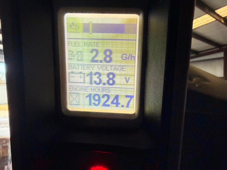 2022-white-251-image-56