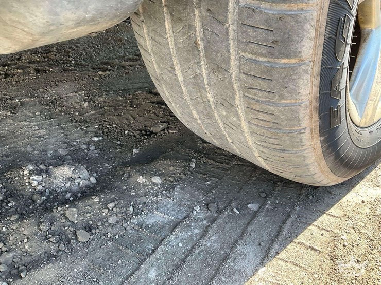 2016-chevrolet-silverado-1500-image-38