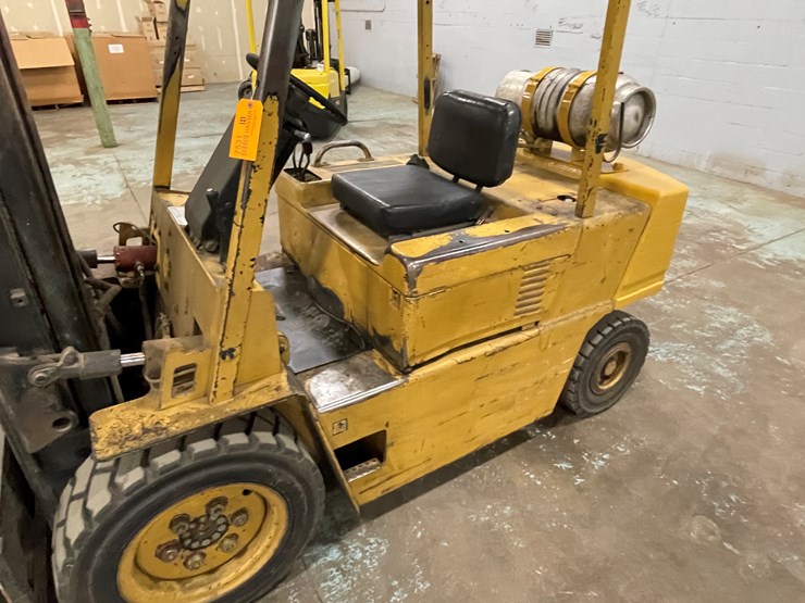 #178-•-cat-vc600-propane-forklift-image-15