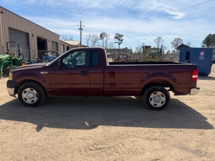 2005-ford-f150-xl-image-5