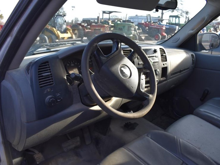 2008-chevrolet-1500-image-11