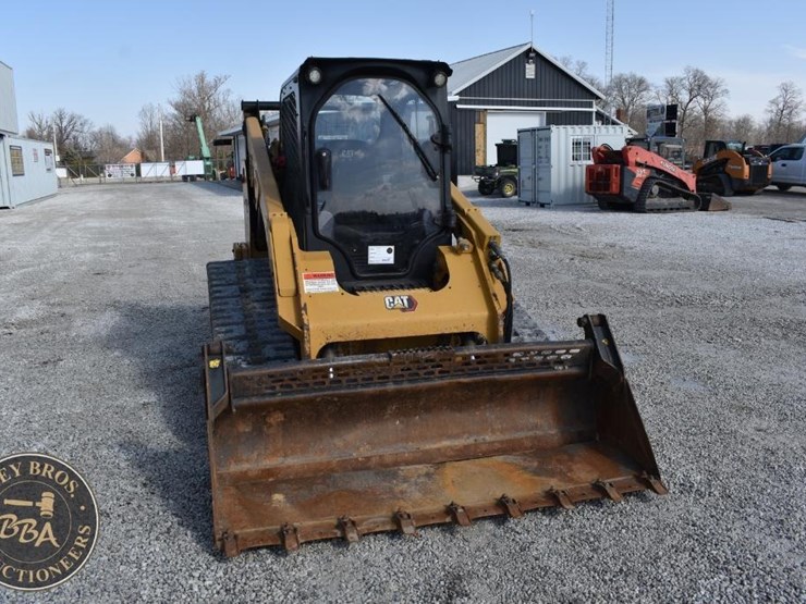 2023-caterpillar-289d3-image-18