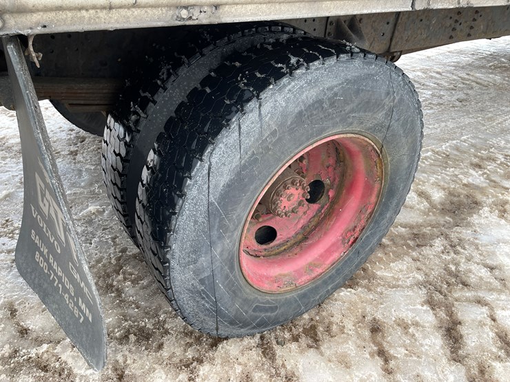 2001-caterpillar-3126-image-27