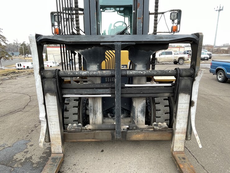 2018-caterpillar-dp135-image-11