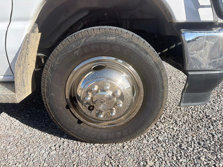 2021-ford-e450-image-9