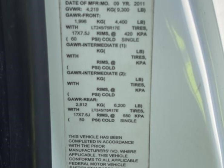 2011-chevrolet-2500-image-36