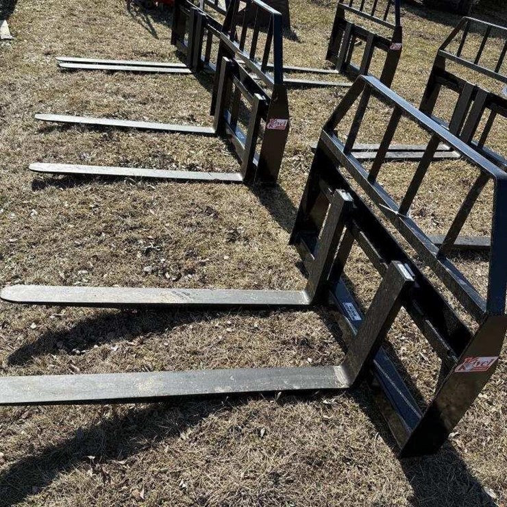 New Kivel 48" Universal Attach Pallet Forks