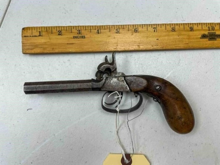 vintage-pistol-image-1