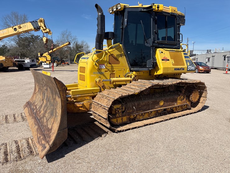 komatsu-d51pxi-24-image-1